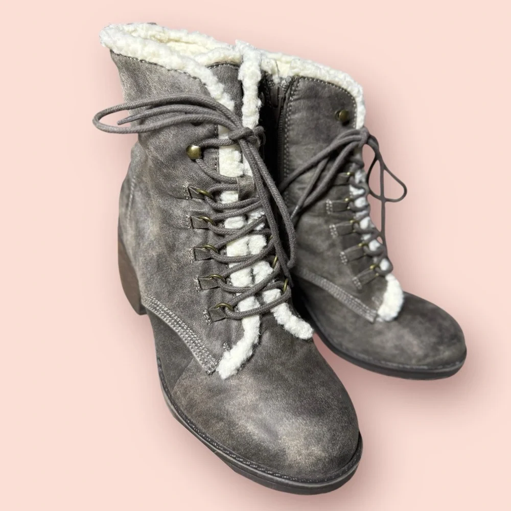 MIA Faux Fur Lace-Up Ankle Boots | Size 8.5 - Picture 7 of 12